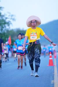 BIB: 8957
                            <button type="button" onclick="openModal(3243257)" class="btn btn-primary btn-sm float-right btn-popup" data-toggle="modal" data-target=".modal-high-quality">
                        <i class="fas fa-shopping-cart"></i> Add to Cart
                    </button>
                                            <button type="button" onclick="isThisMe(3243257, true)" class="btn btn-success btn-sm float-right btn-popup btn-isme hidden" data-toggle="tooltip" data-placement="bottom" title="นี่คือรูปของคุณใช่ไหม คลิกที่นี่เพื่อเอาเข้าอัลบั้ม">
                        <i class="fas fa-plus"></i> Add to album
                    </button>
                    <button type="button" onclick="isThisMe(3243257, false)" class="btn btn-warning btn-sm float-right btn-popup btn-isnotme hidden">
                        <i class="fas fa-ban"></i> Remove from album
                    </button>